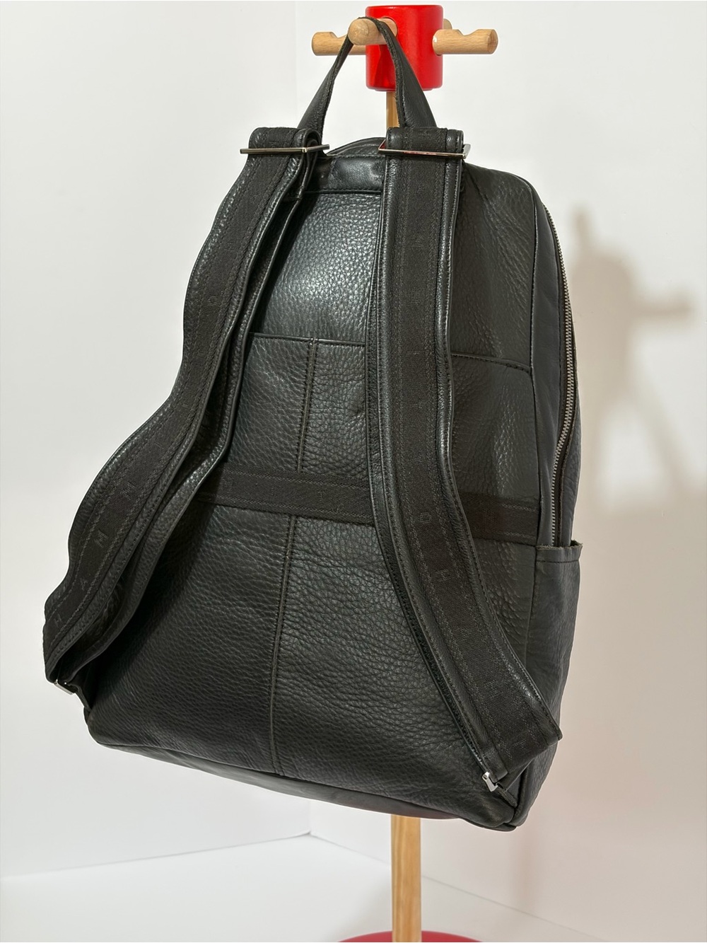 Hammitt Hunter Large Leather Backpack In Black With Gunmetal Hardware - Picture 10 of 14